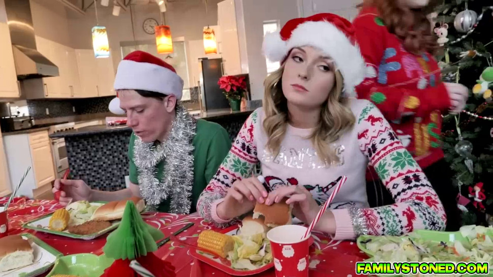 Summer Hart enjoys her stepsons dick as she bounces on 