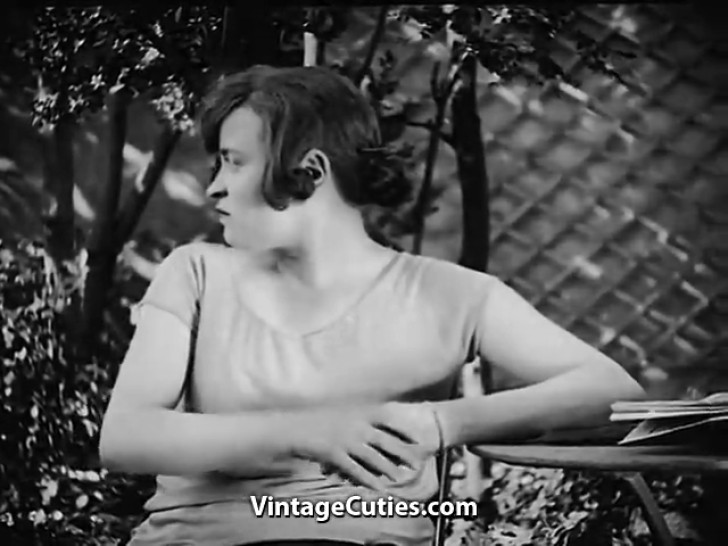 Householder Allures Her New Gardener     